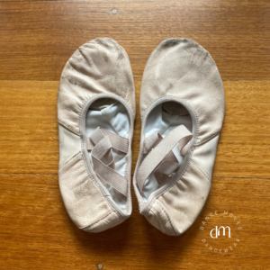 Capezio leather preloved ballet shoe