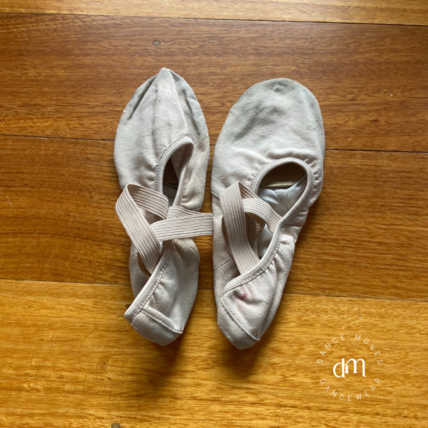 Capezio canvas preloved ballet shoe