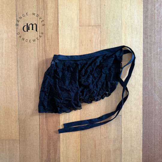 Pre-loved Energetiks lace wrap skirt | Good condition | Child large