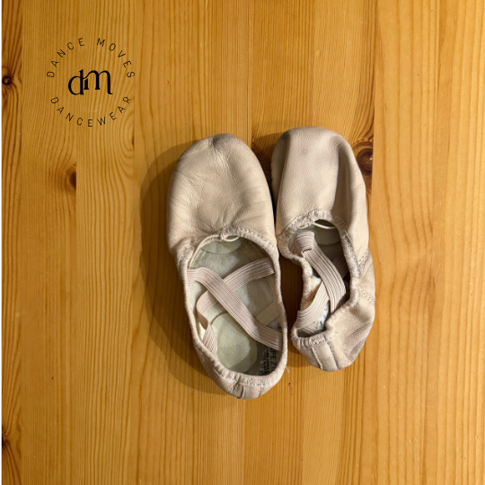 Pre-loved Capezio leather ballet shoes | Good condition | Size 13 M (child)