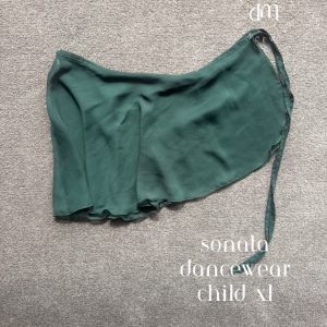 Pre-loved Sonata wrap skirt | Good condition | Size Child XL